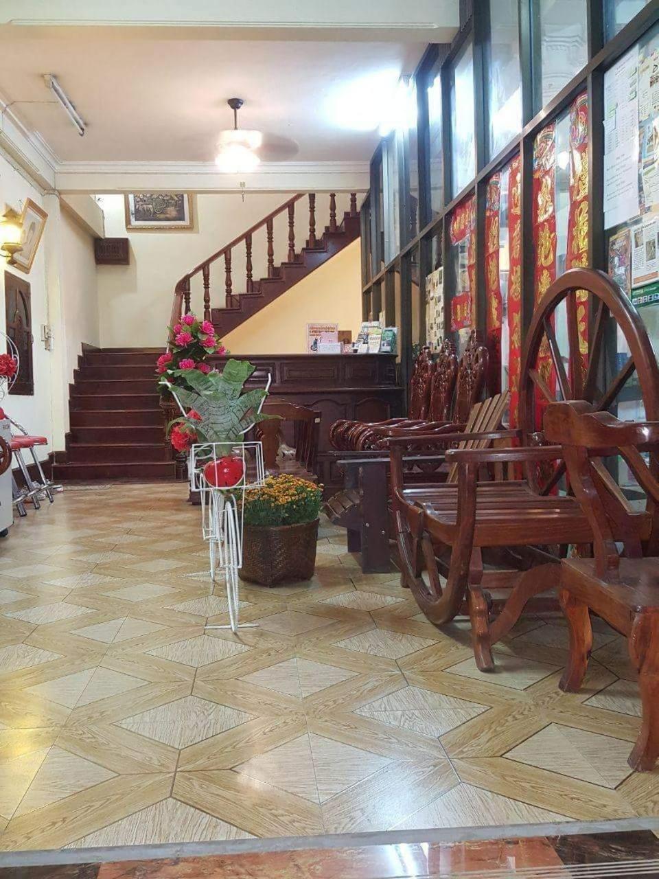 Sakura Wood House Hotel Luang Prabang Luaran gambar