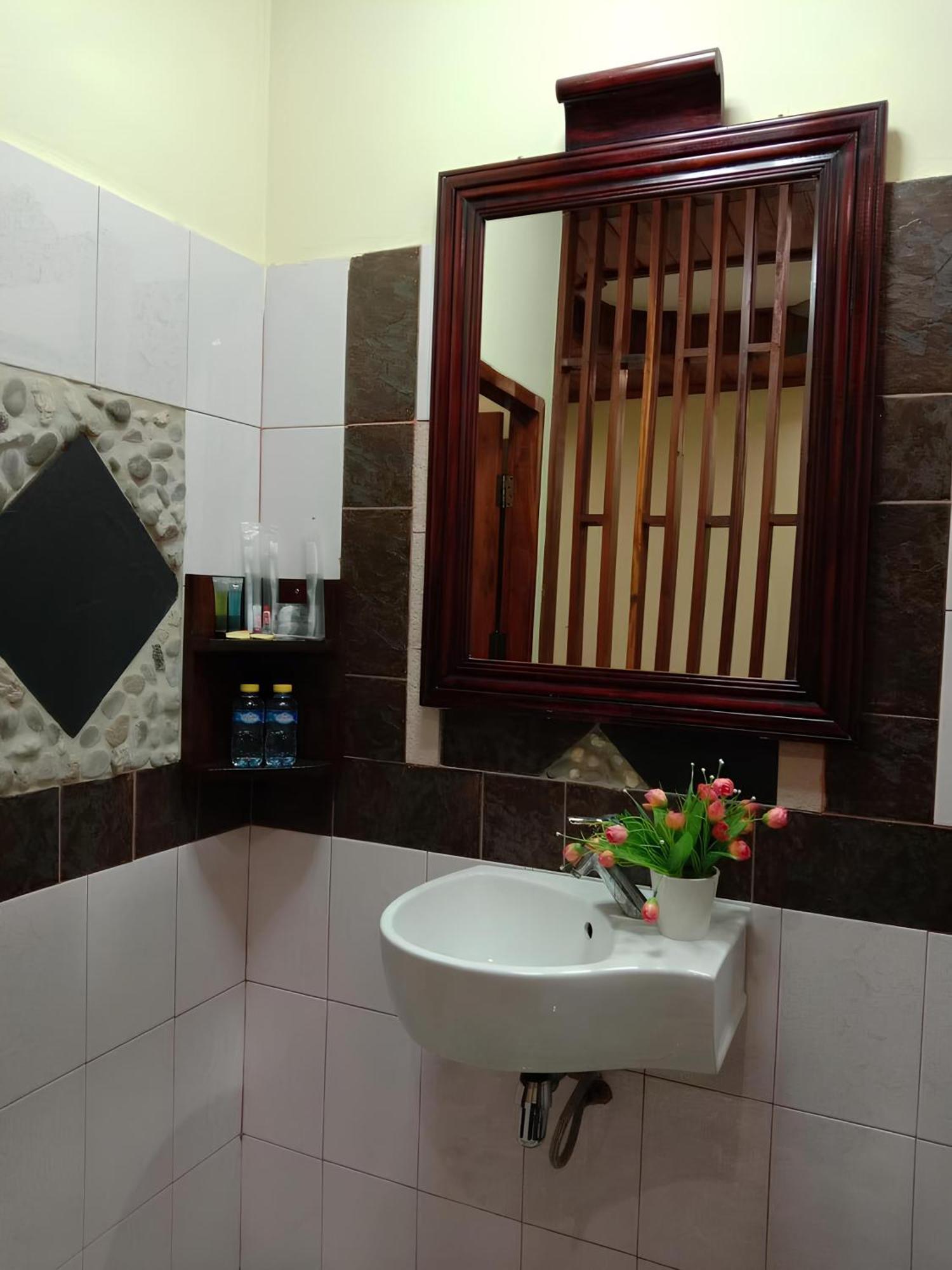 Sakura Wood House Hotel Luang Prabang Luaran gambar